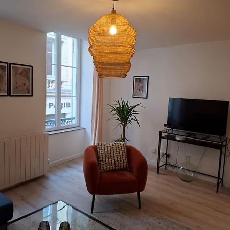 Joli Appartement Au Coeur De Макон Экстерьер фото